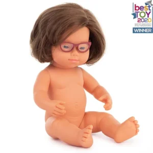 Muñeca caucásica síndrome De down con gafas (sin ropa)